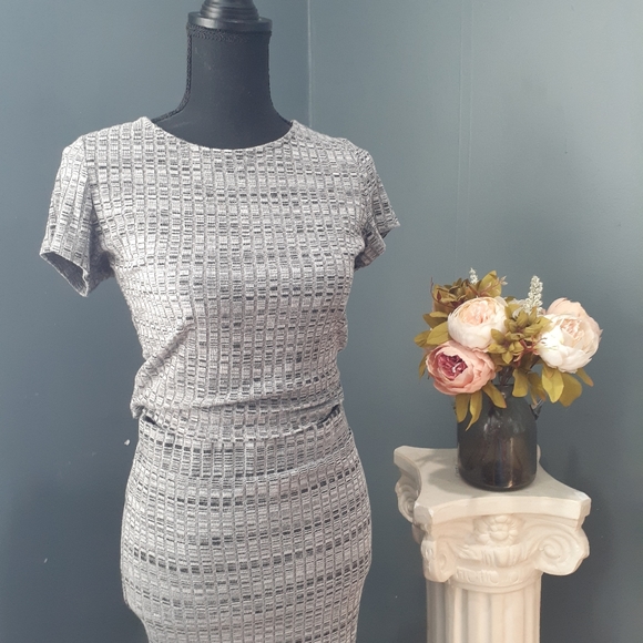 Crop top skirt set - Picture 2 of 6